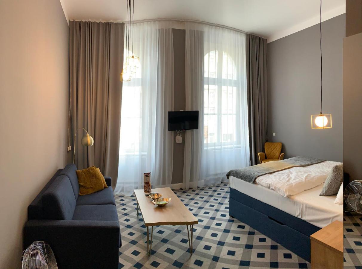 Kh Karlsplatz * Wien